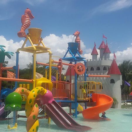 Hotel Gazebo Pools and Restaurant Cabadbaran Exterior foto