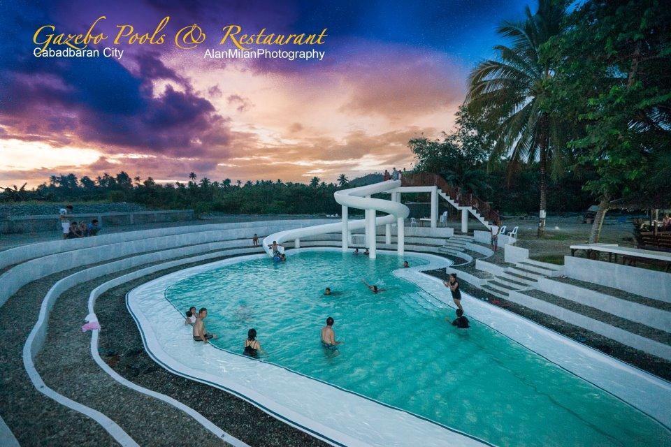 Hotel Gazebo Pools and Restaurant Cabadbaran Exterior foto